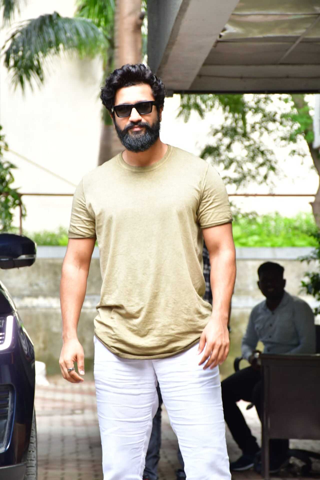 Vicky Kaushal stepped out in the city for work